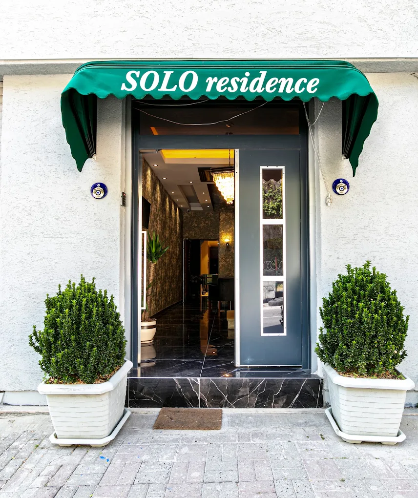 SOLO RESIDENCE