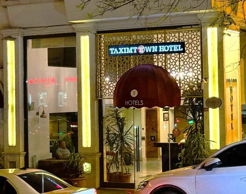 TAXIM TOWN HOTEL